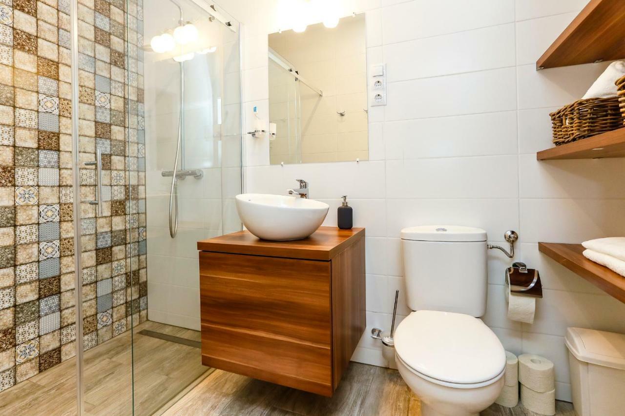 D8 Design Apartment & Studio Eger Eksteriør bilde