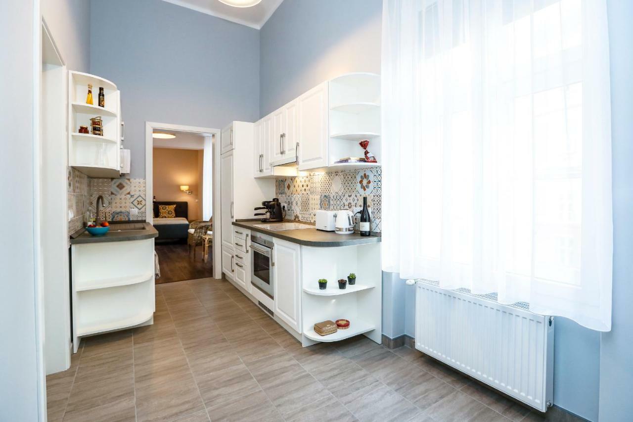 D8 Design Apartment & Studio Eger Eksteriør bilde